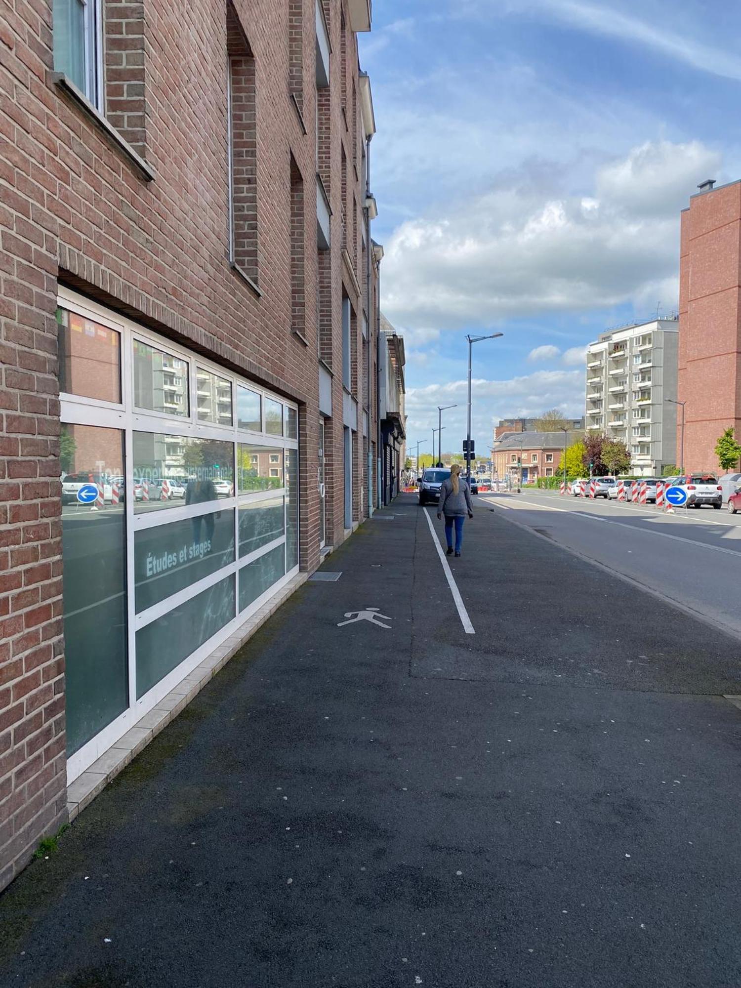 2 Chambres Hyper Centre Avec Place De Parking Et Wifi Amiens Esterno foto